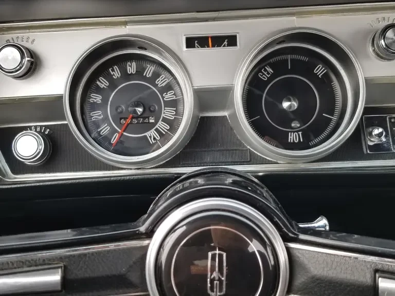 1967 Oldsmobile Cutlass Supreme - Image 8 of 20