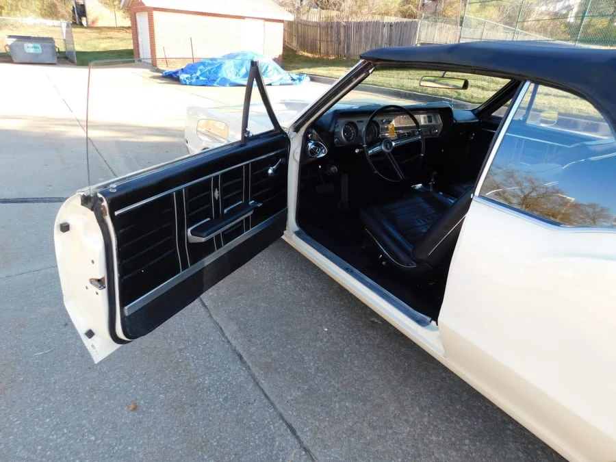 1967 Oldsmobile Cutlass Supreme - Image 7 of 16