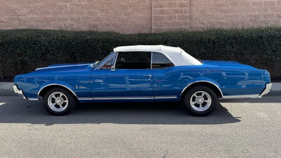 1967 Oldsmobile Cutlass Supreme - Image 2 of 8
