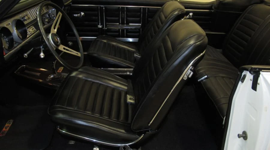 1967 Oldsmobile Cutlass Supreme - Image 4 of 12