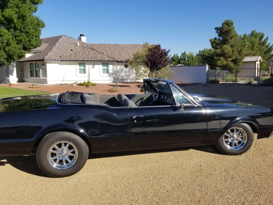 1967 Oldsmobile Cutlass Supreme - Image 7 of 11