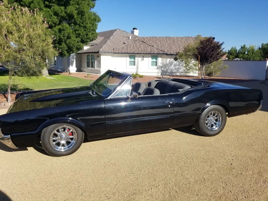 1967 Oldsmobile Cutlass Supreme - Image 10 of 11
