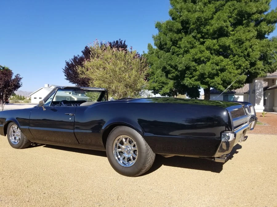 1967 Oldsmobile Cutlass Supreme - Image 3 of 11