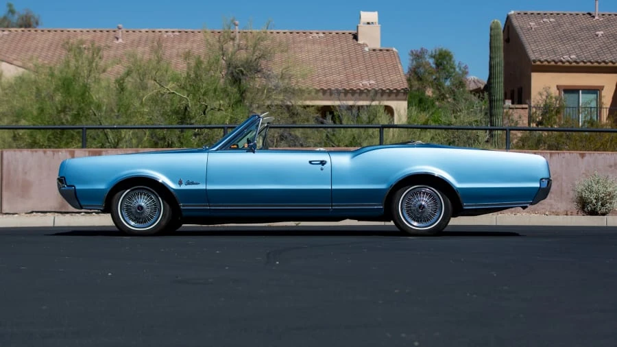 1967 Oldsmobile Cutlass Supreme - Image 2 of 20