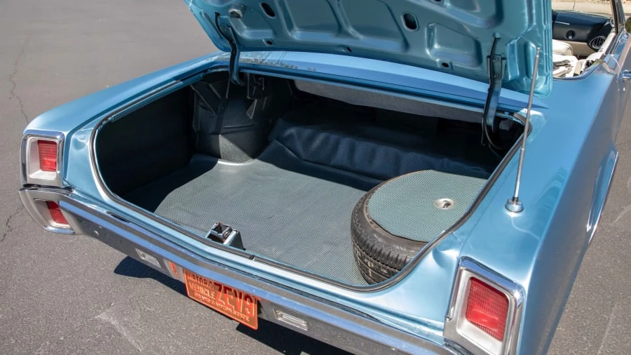1967 Oldsmobile Cutlass Supreme - Image 17 of 20