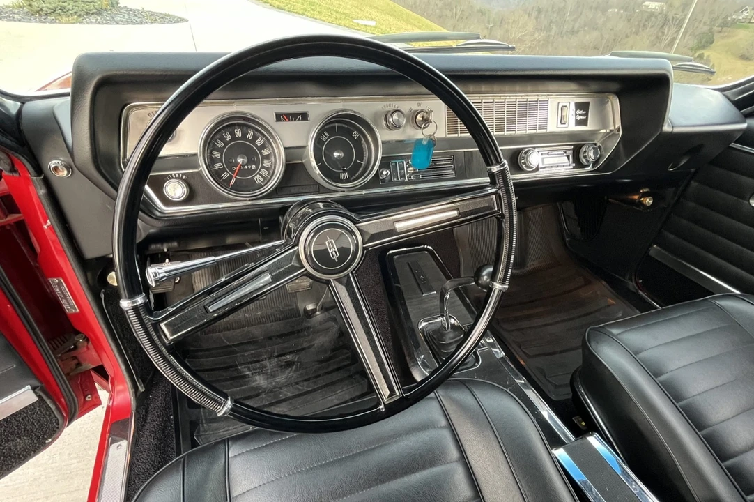 1967 Oldsmobile Cutlass Supreme - Image 5 of 9