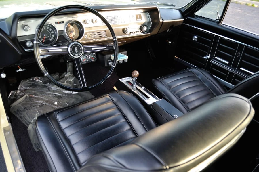 1967 Oldsmobile Cutlass Supreme - Image 3 of 12