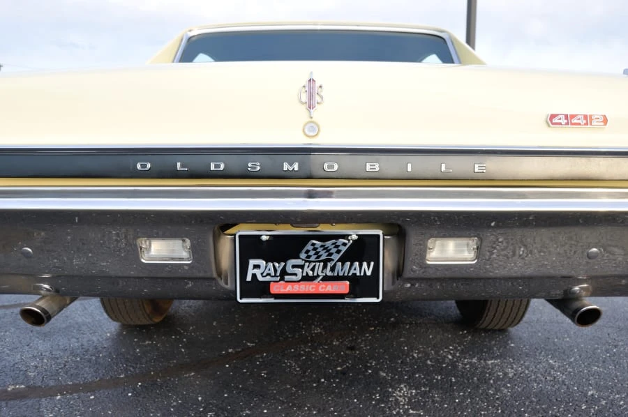 1967 Oldsmobile Cutlass Supreme - Image 9 of 12
