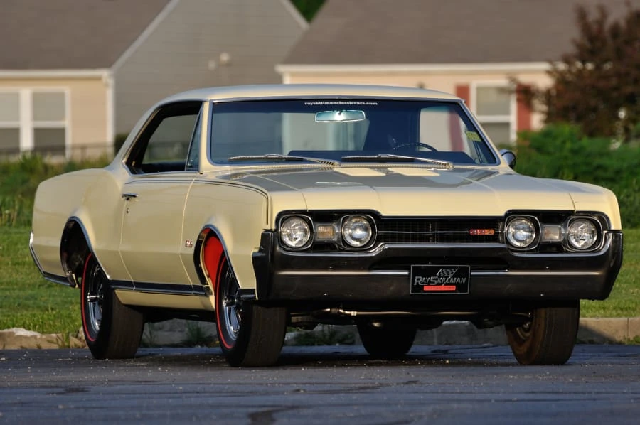 1967 Oldsmobile Cutlass Supreme - Image 12 of 12