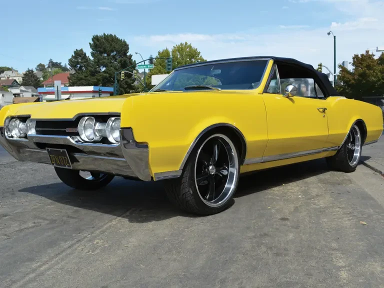 1967 Oldsmobile Cutlass Supreme - Image 2 of 2