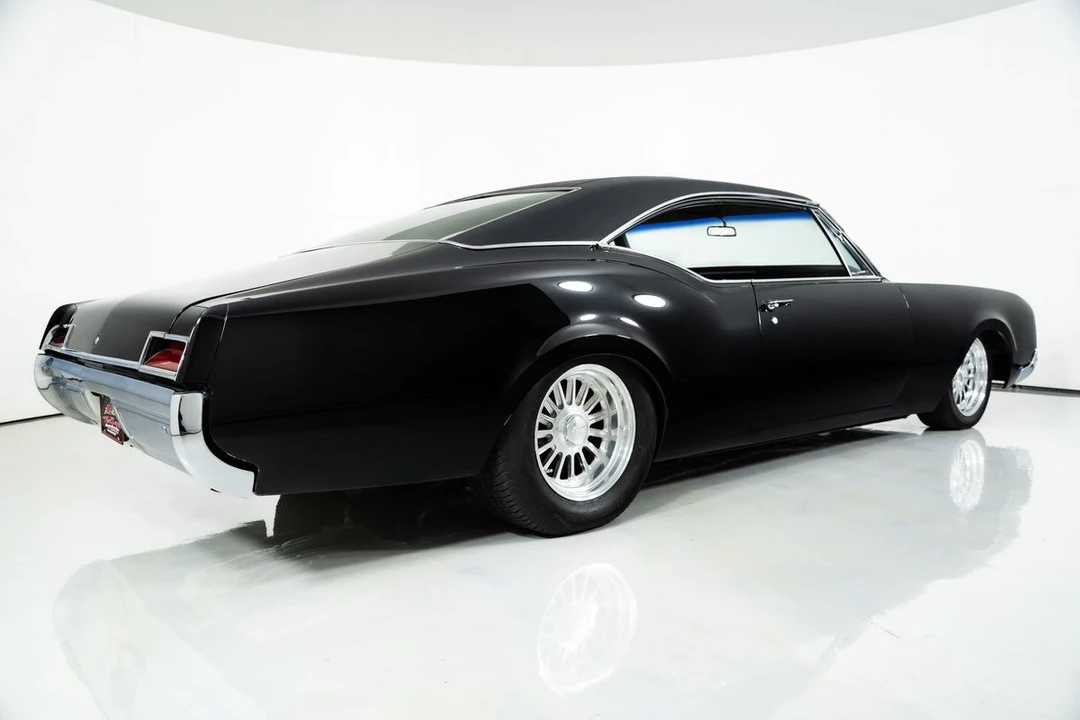 1967 Oldsmobile 88 - Image 11 of 12