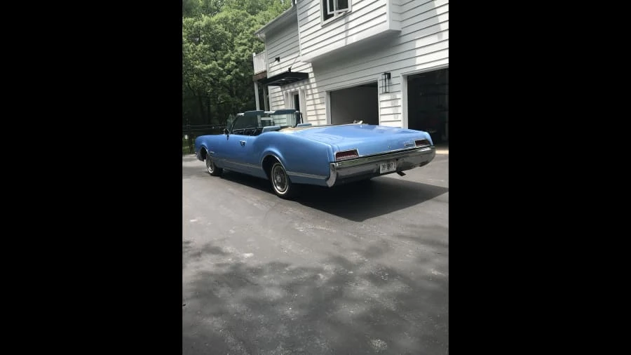 1967 Oldsmobile 88 - Image 2 of 13