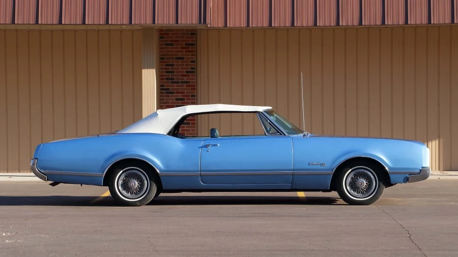 1967 Oldsmobile 88 - Image 2 of 12
