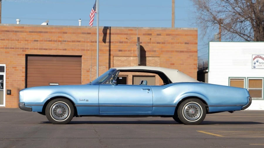 1967 Oldsmobile 88 - Image 8 of 12