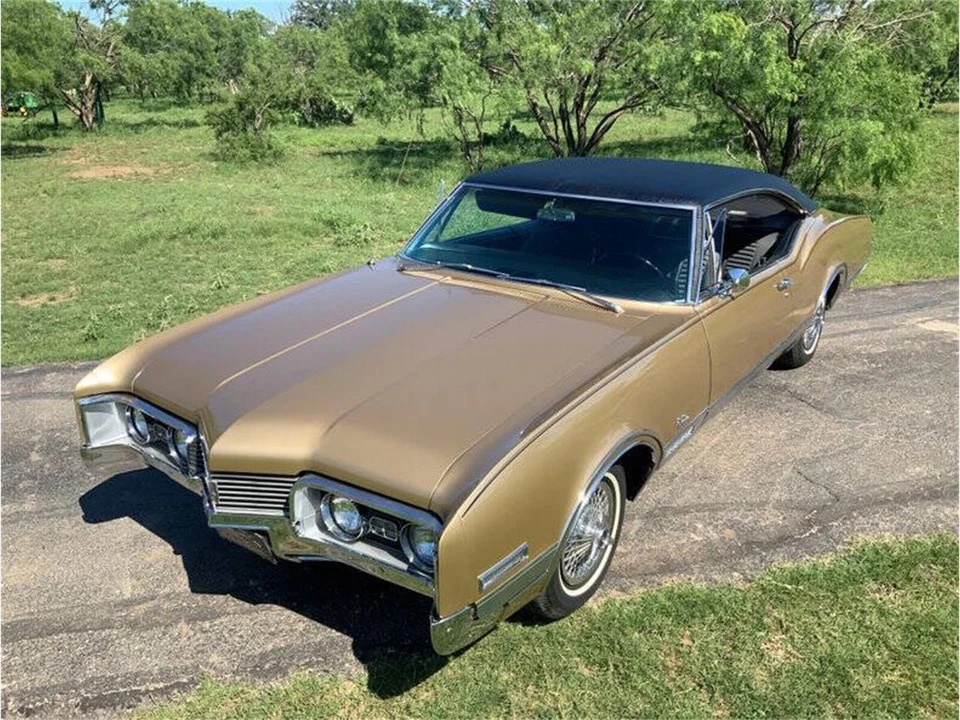 1967 Oldsmobile 88 - Image 12 of 31