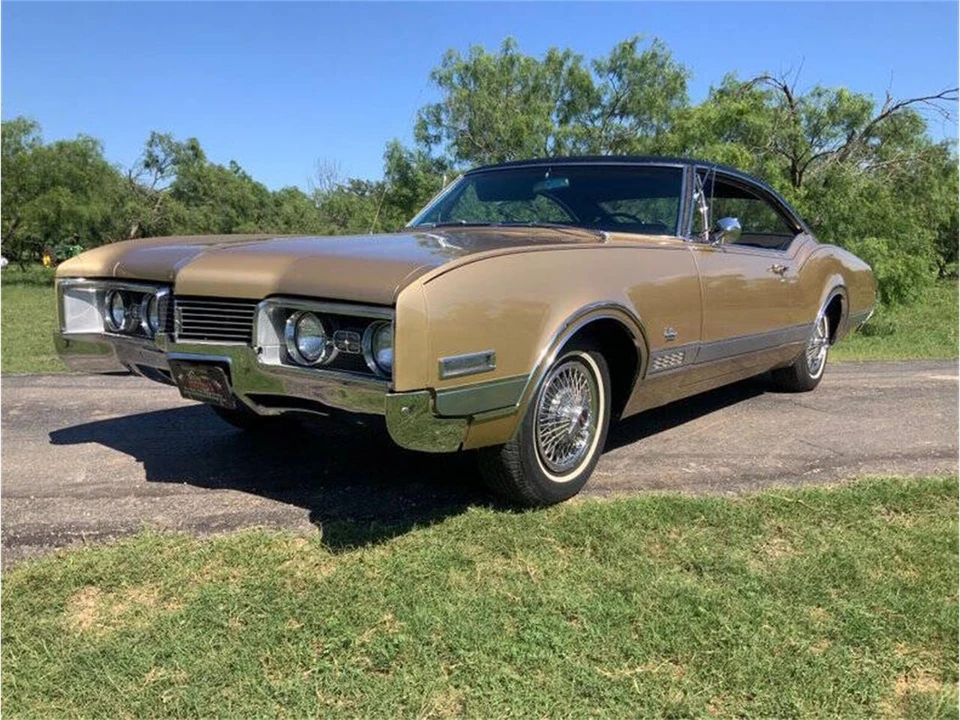 1967 Oldsmobile 88 - Image 13 of 31
