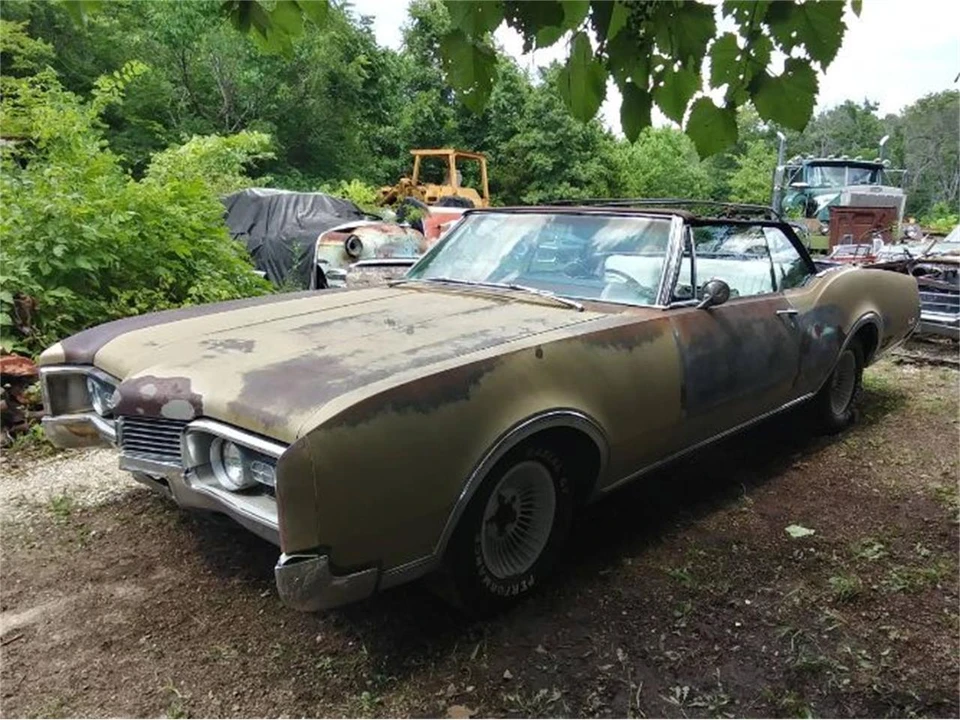 1967 Oldsmobile 88 - Image 13 of 21