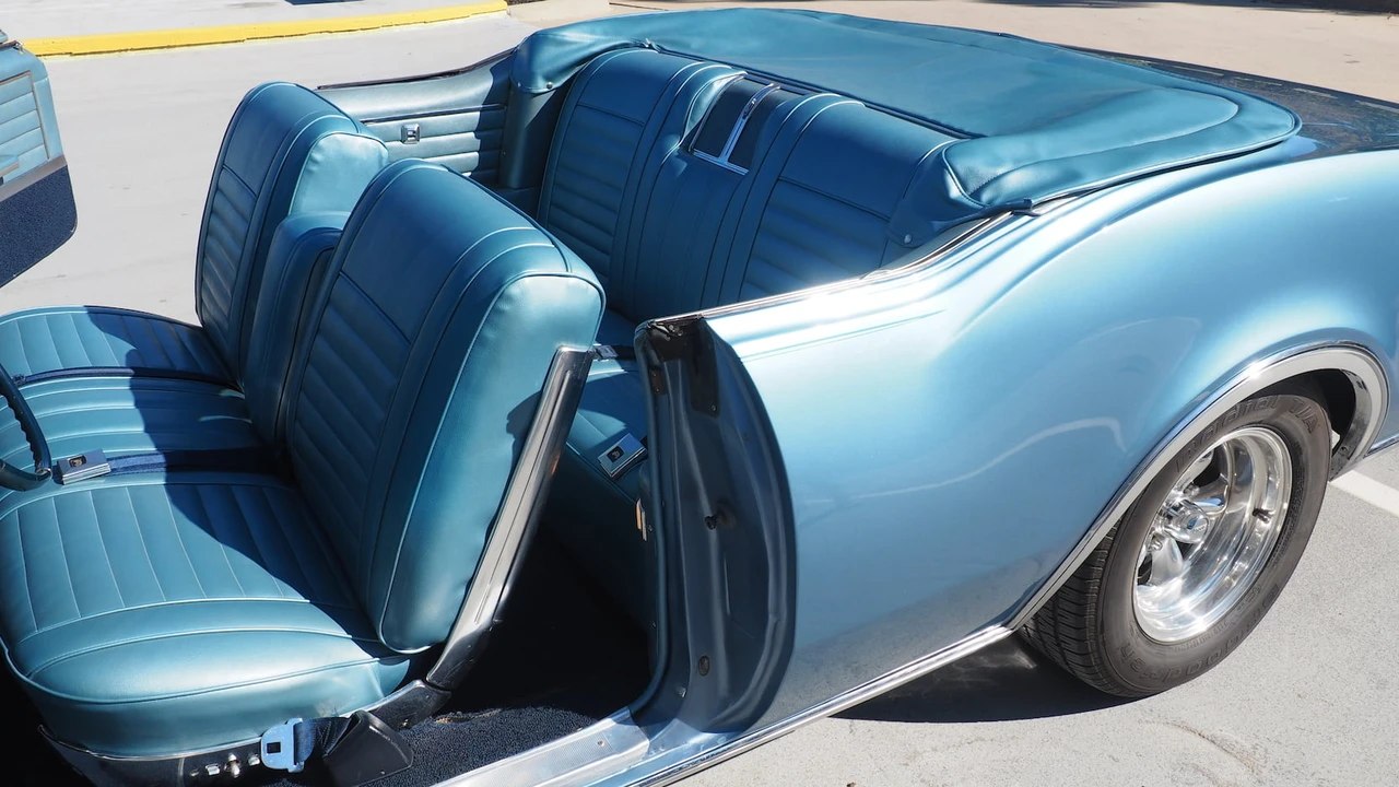 1967 Oldsmobile 88 - Image 6 of 13