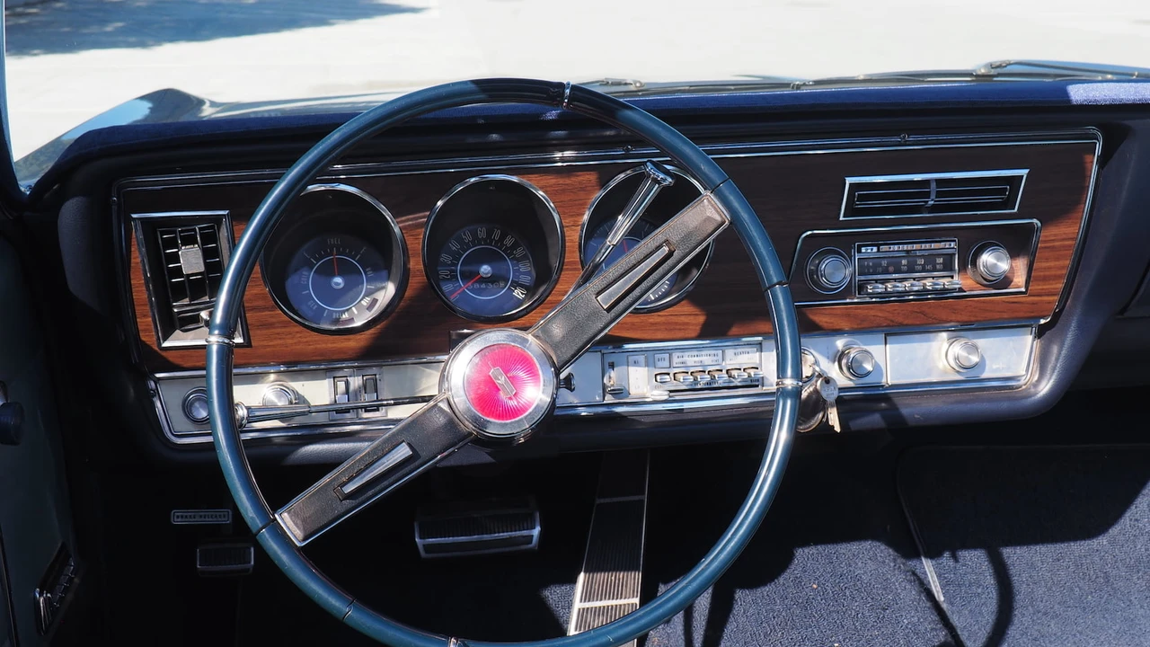 1967 Oldsmobile 88 - Image 10 of 13