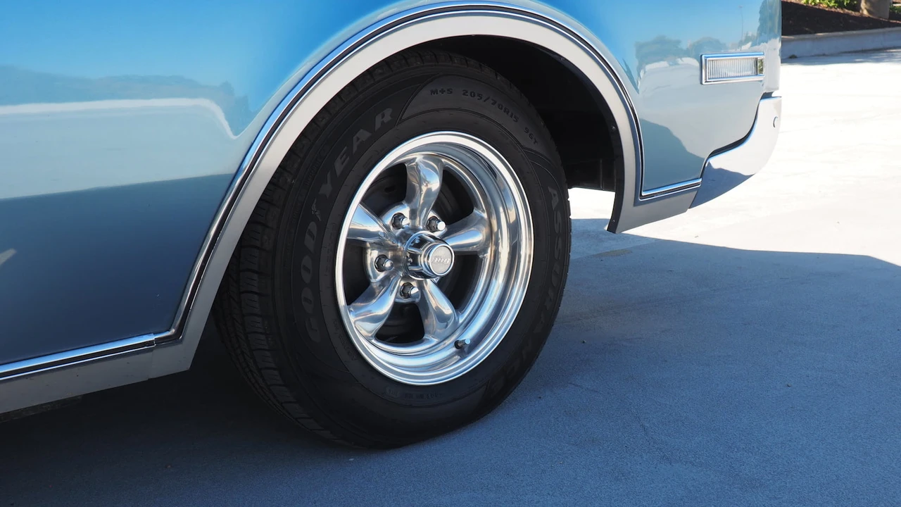 1967 Oldsmobile 88 - Image 11 of 13