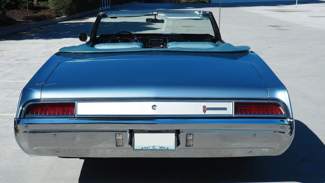 1967 Oldsmobile 88 - Image 12 of 13