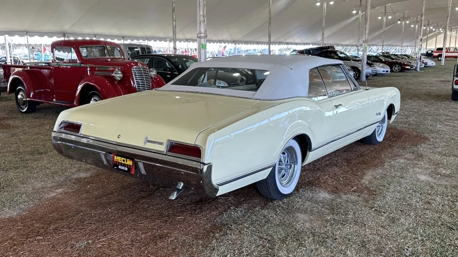 1967 Oldsmobile 88 - Image 2 of 6