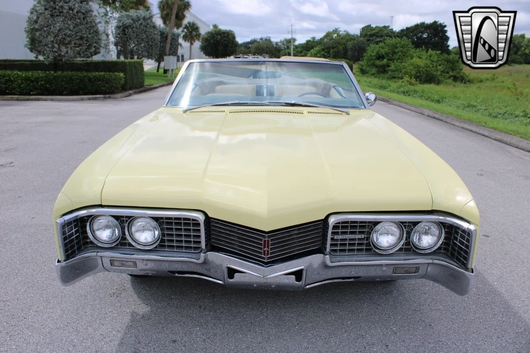 1967 Oldsmobile 98 - Image 4 of 21