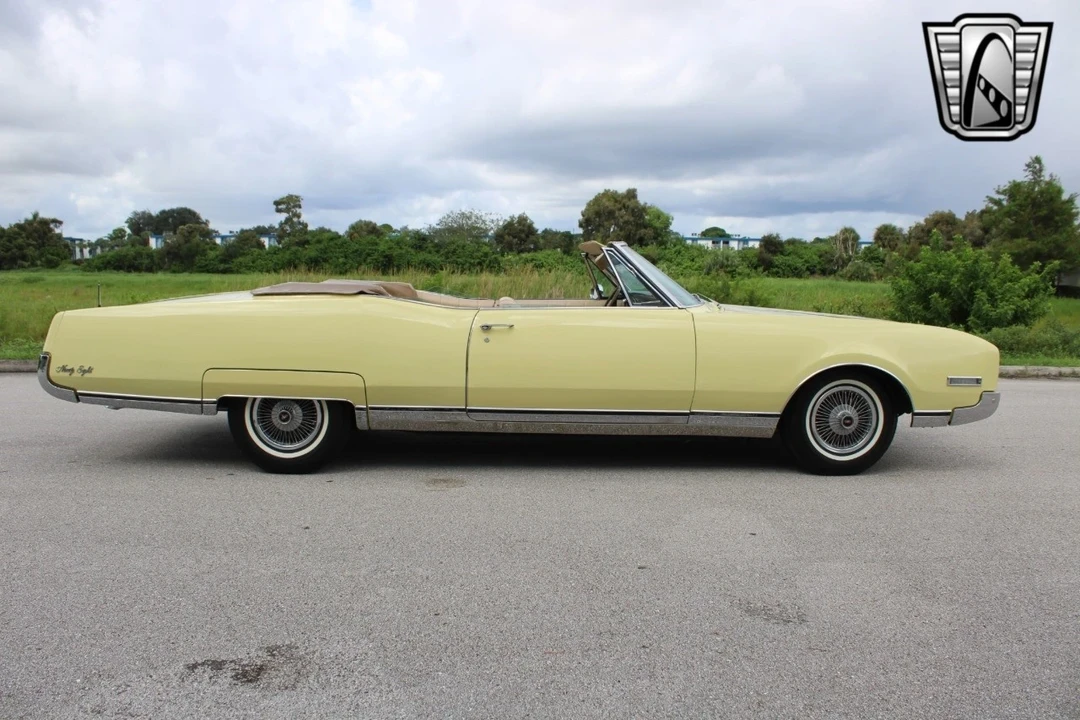 1967 Oldsmobile 98 - Image 11 of 21