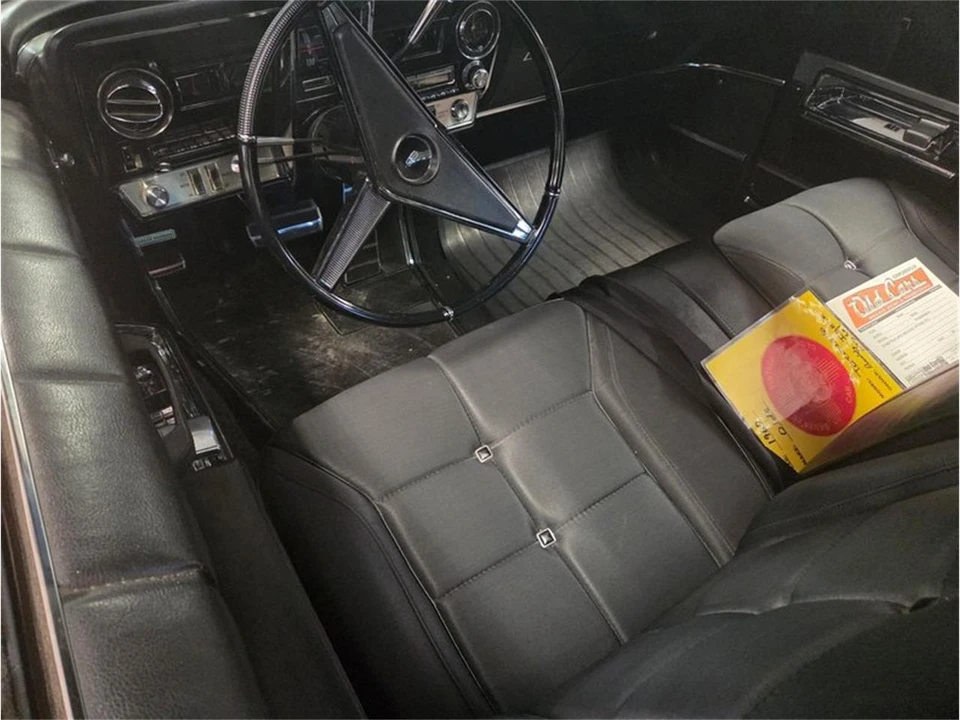 1967 Oldsmobile Toronado - Image 25 of 30