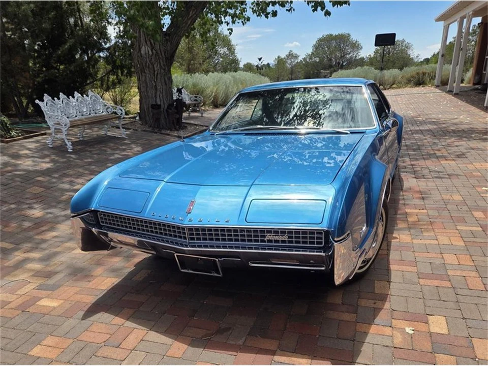 1967 Oldsmobile Toronado - Image 16 of 30