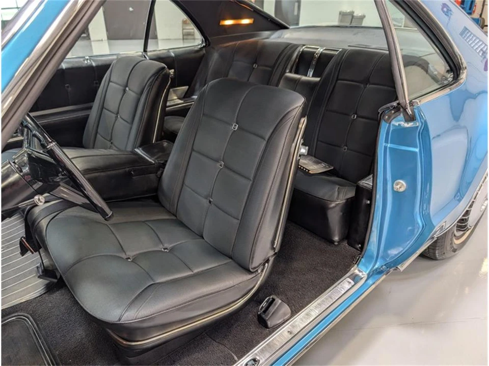 1967 Oldsmobile Toronado - Image 9 of 30