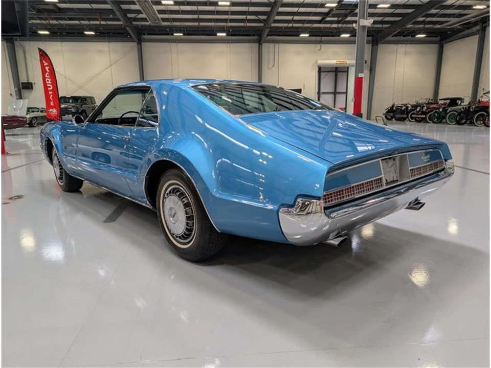 1967 Oldsmobile Toronado - Image 2 of 30
