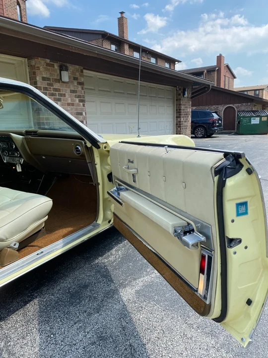 1967 Oldsmobile Toronado - Image 20 of 21