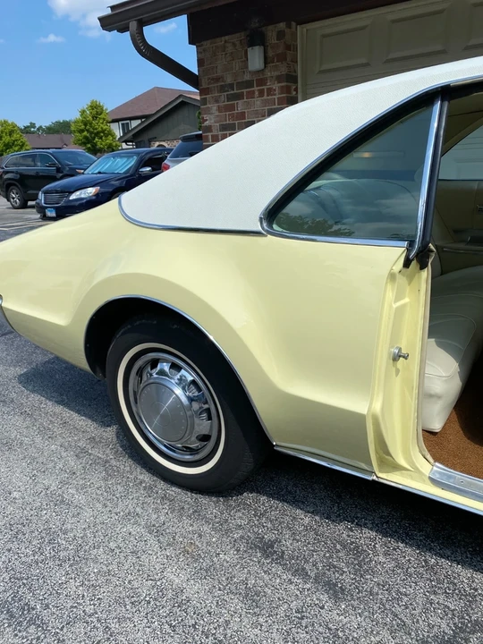 1967 Oldsmobile Toronado - Image 21 of 21