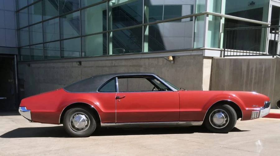 1967 Oldsmobile Toronado - Image 2 of 12