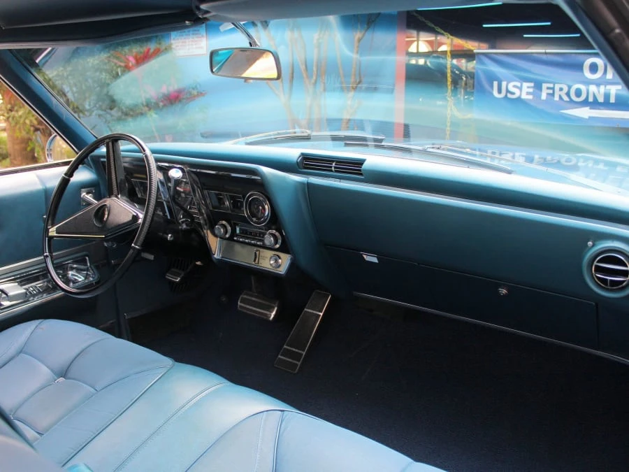 1967 Oldsmobile Toronado - Image 9 of 12