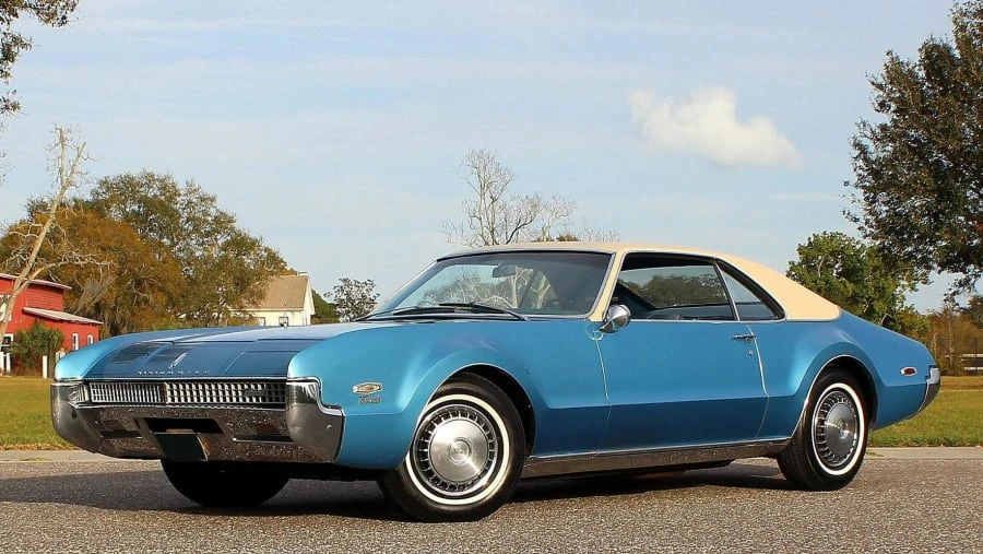 1967 Oldsmobile Toronado - Image 12 of 12