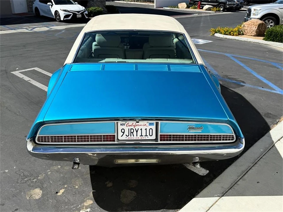 1967 Oldsmobile Toronado - Image 13 of 31