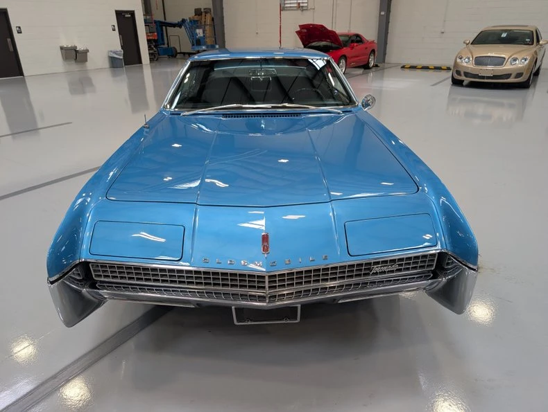 1967 Oldsmobile Toronado - Image 7 of 15