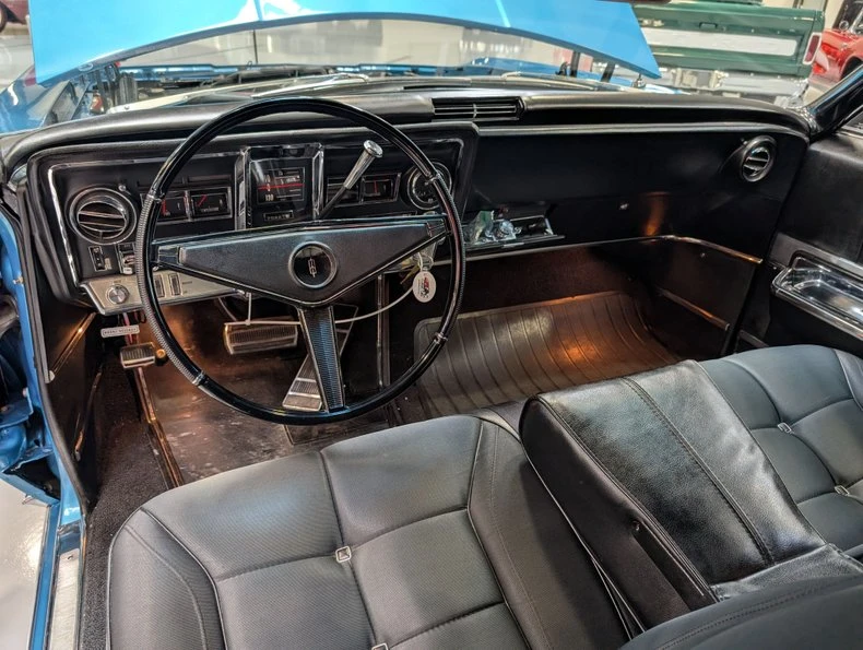 1967 Oldsmobile Toronado - Image 11 of 15