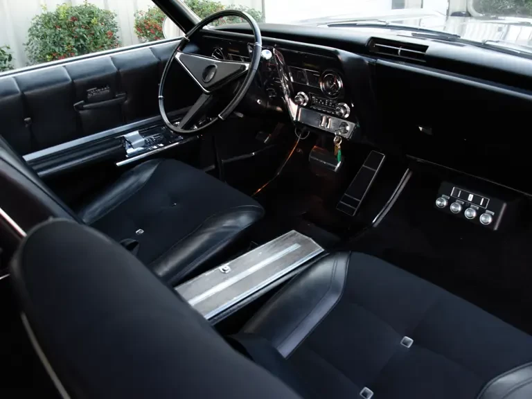 1967 Oldsmobile Toronado - Image 7 of 31