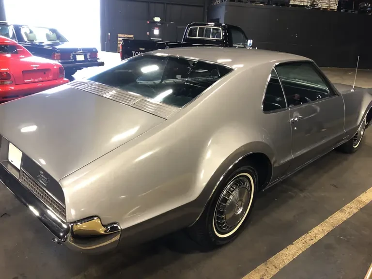 1967 Oldsmobile Toronado - Image 15 of 31