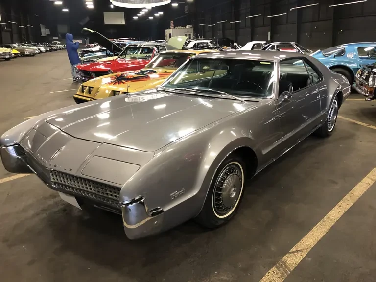 1967 Oldsmobile Toronado - Image 14 of 31