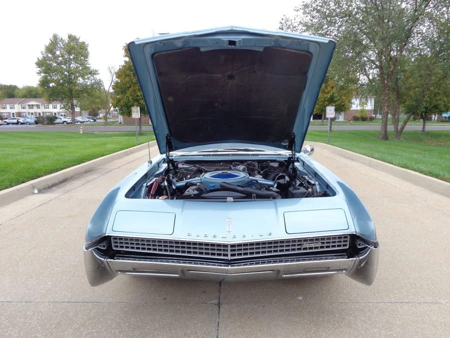 1967 Oldsmobile Toronado - Image 7 of 11
