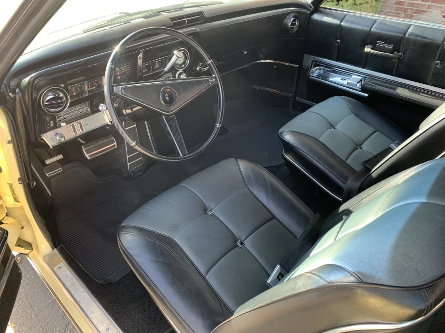 1967 Oldsmobile Toronado - Image 4 of 9