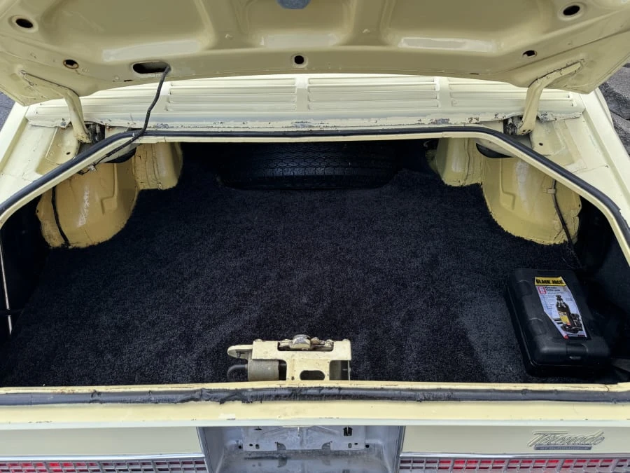 1967 Oldsmobile Toronado - Image 9 of 9