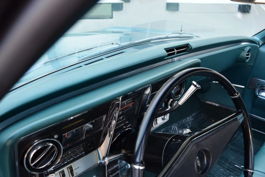 1967 Oldsmobile Toronado - Image 5 of 11
