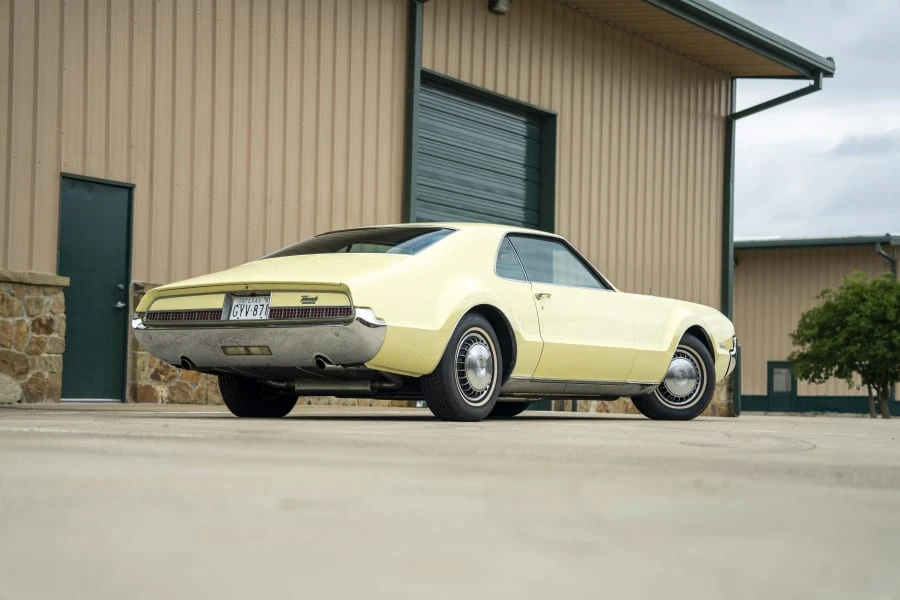1967 Oldsmobile Toronado - Image 3 of 31