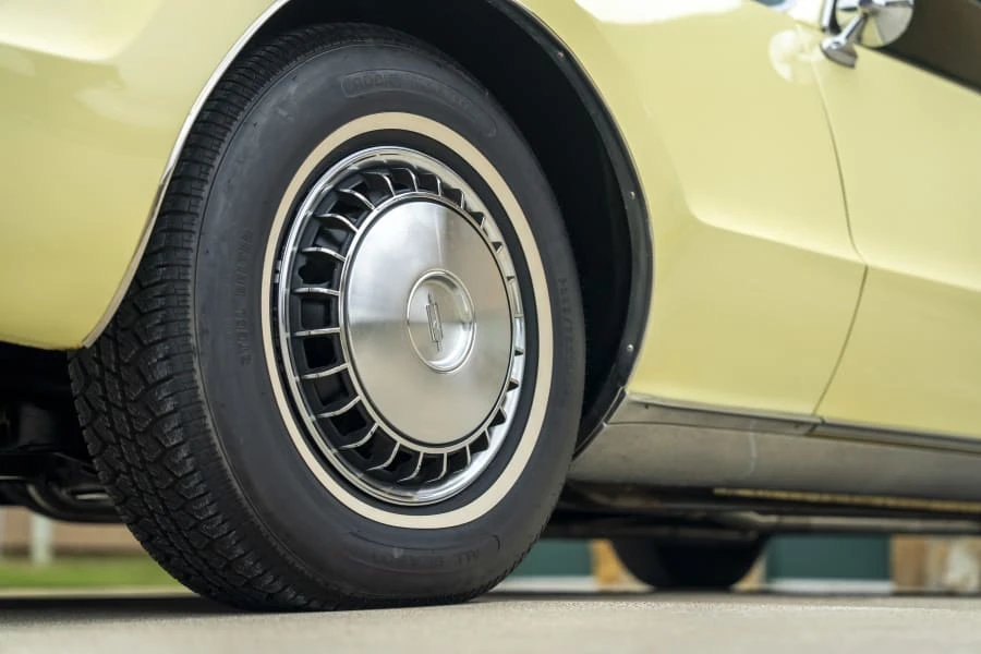 1967 Oldsmobile Toronado - Image 9 of 31