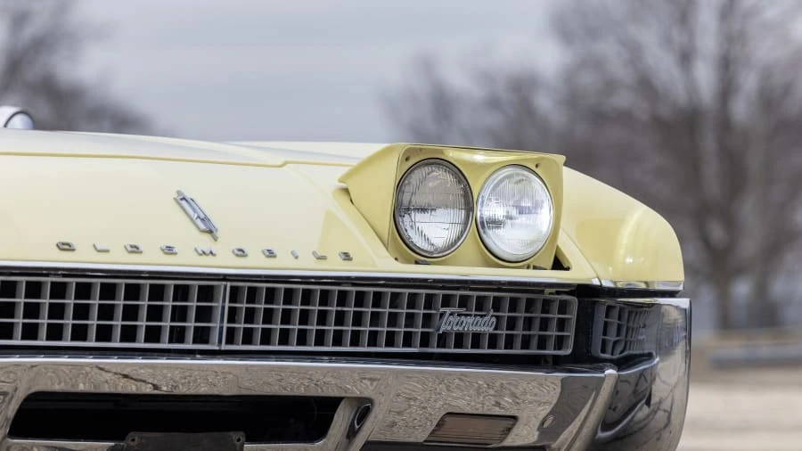 1967 Oldsmobile Toronado - Image 15 of 31